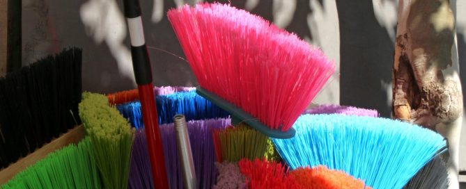 Bunte Besen