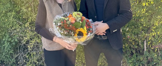 Bild der neuen Leitung der ONBH SL-UA Frau Isabel Pflüger mit Pfarrer Florian Störzer