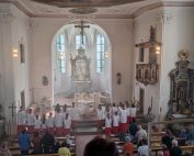 Chorraum Pfarrkirche in Bodnegg während des Hochamtes Mangenfest